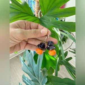 Handmade Amethyst & Howlite Earrings – Calm, Intuition & Balance stones